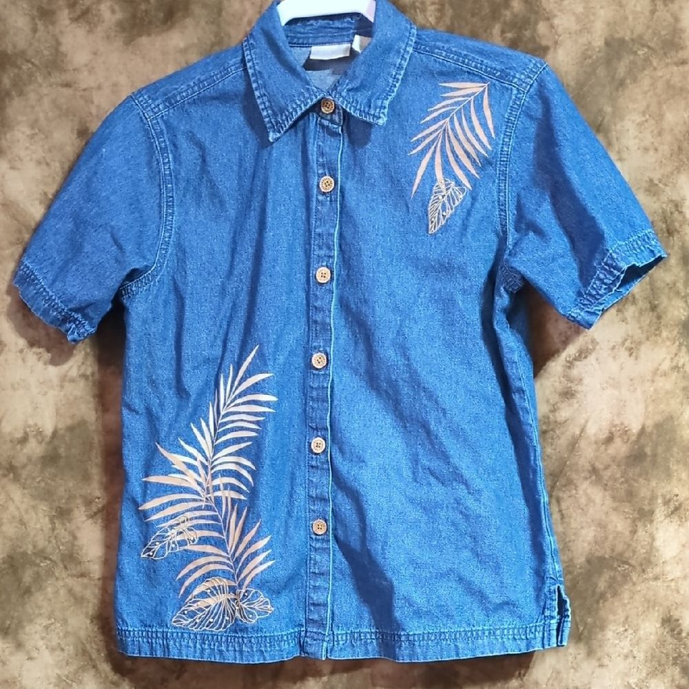 Erika Short Sleeve 100 Cotton Size Small Shirt Inv 432